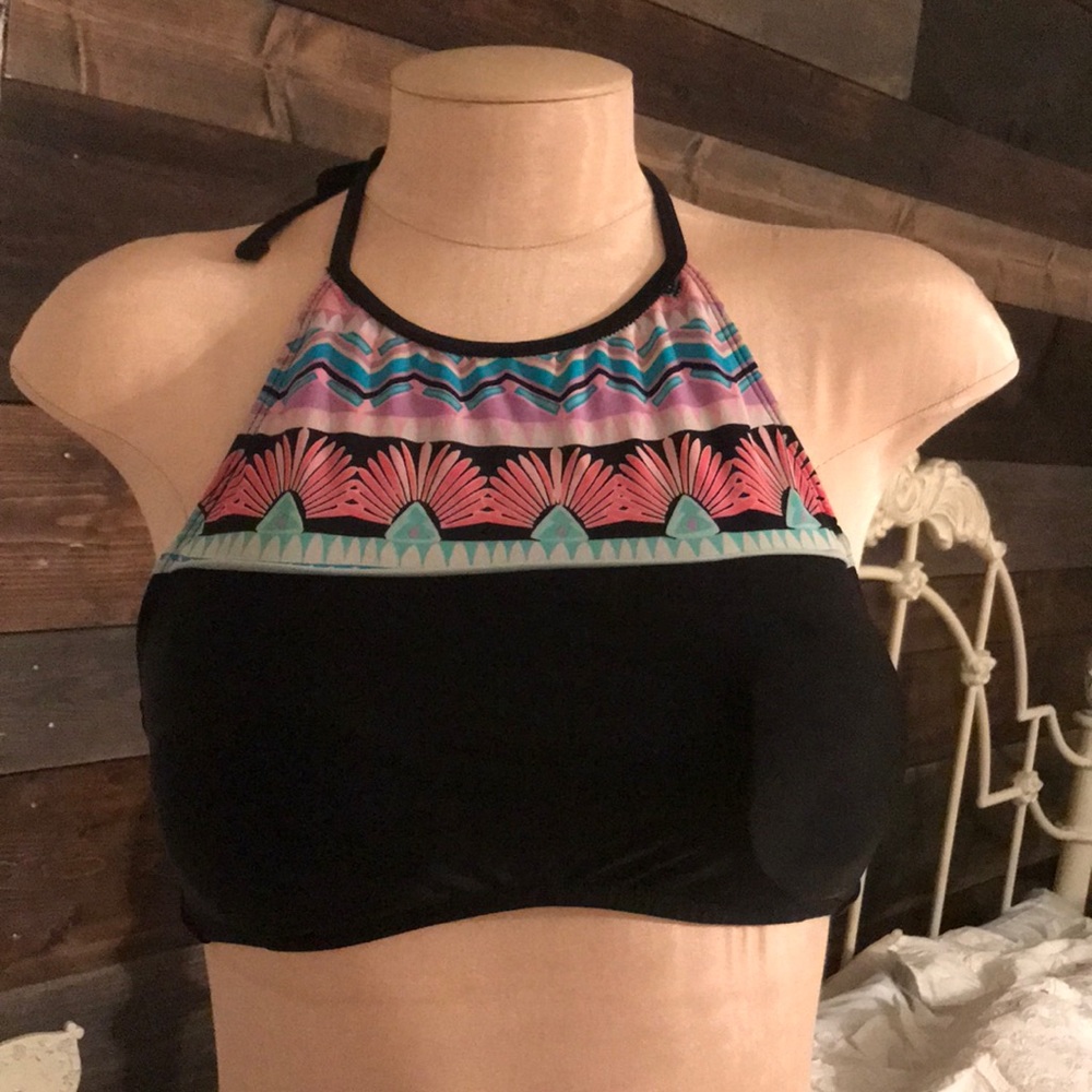 Woman’s high neck swim top